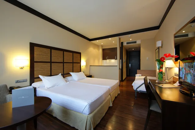 غرفة قياسية رباعية، Aparthotel Attica 21 Valles 1/1