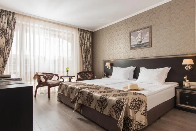 غرفة مزدوجة بإطلالة على المسبح، Hotel & Spa Diamant Residence 5/6
