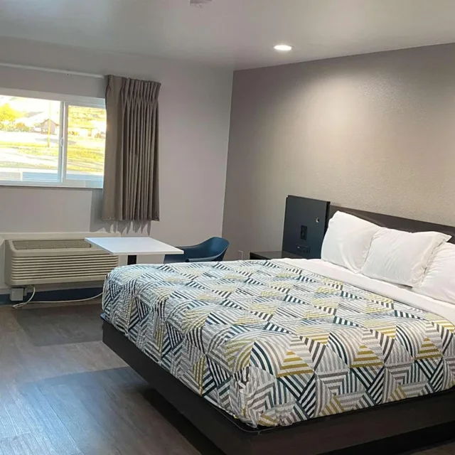 غرفة بسرير كينج لذوي الإعاقة، Motel6 Bullhead City, AZ 4/10