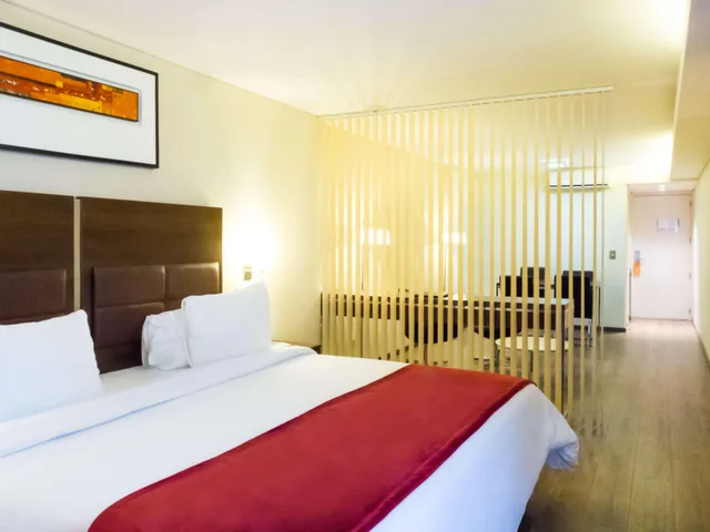 Suite, King Bed, Howard Johnson by Wyndham Cordoba La Canada 1/1
