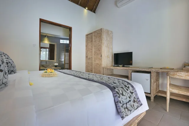 3 Bedrooms, Deluxe, Villa, 1 Single and 2 Queen Beds, Pool View، Batu Agung Villas 6/8