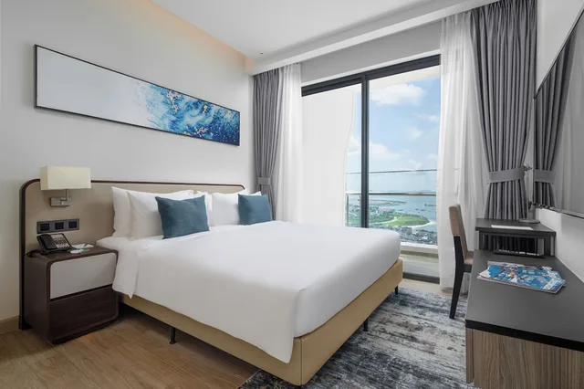 غرفة تنفيذية بسريرين كينج بغرفتي نوم، Citadines Marina Halong 1/5