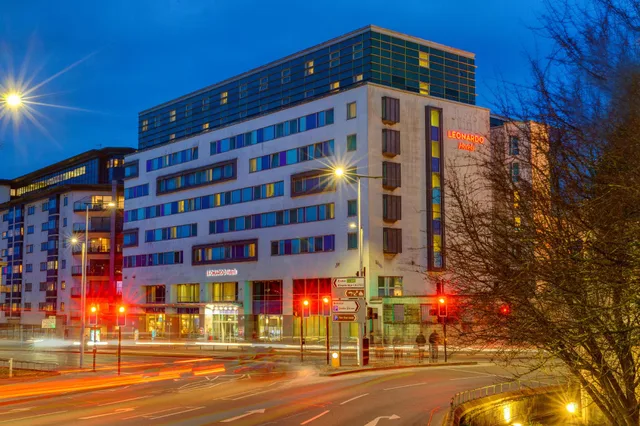 غرفة بسريرين، Leonardo Hotel Plymouth 1/2