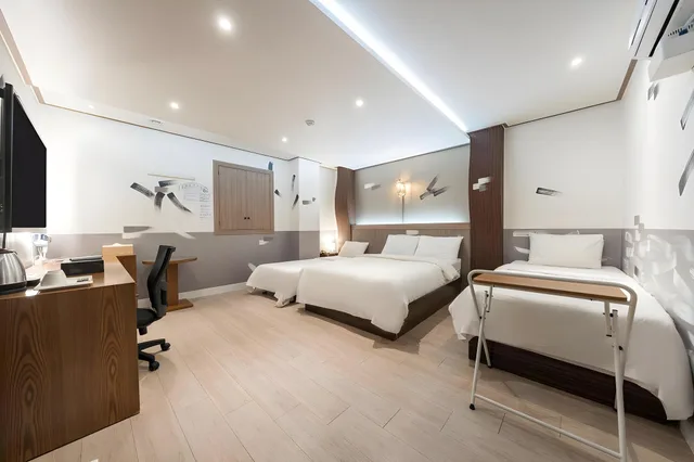 غرفة قياسية، Friendly Dh Naissance Hotel By Mindrum Group 4/4
