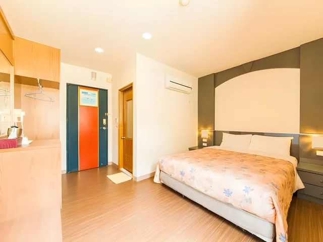 غرفة قياسية بسرير مزدوج، Meifon Hotel 1/2