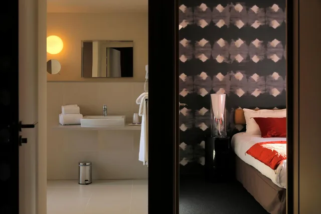 جناح بريفيليج، L Adresse 4/8