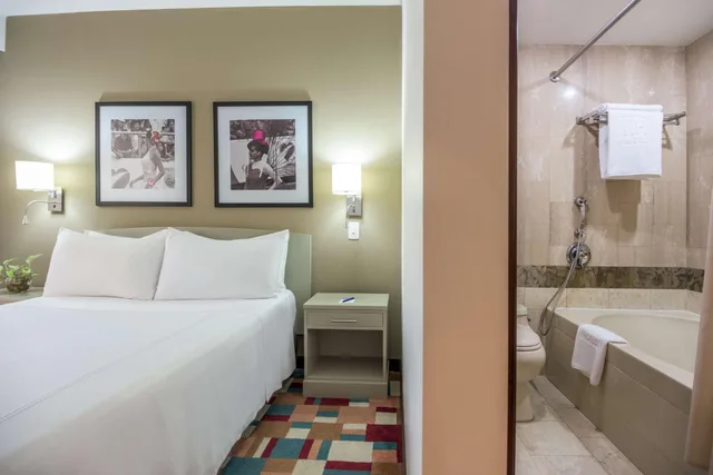 جناح بسرير مزدوج، Nh Cali Royal Hotel 1/2