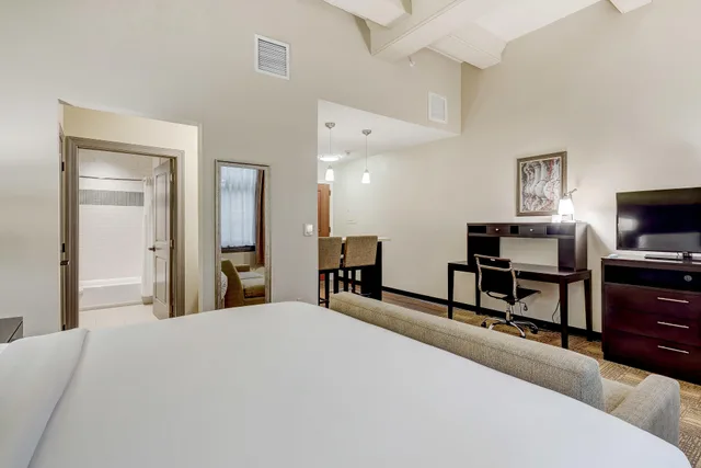 استوديو بسرير كينج، Staybridge Suites BALTIMORE INNER HARBOR 2/2