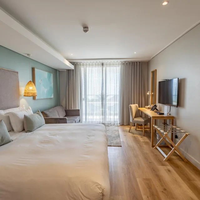 جناح فاخر بإطلالة على البحر، Plett Quarter Apartments 2/10