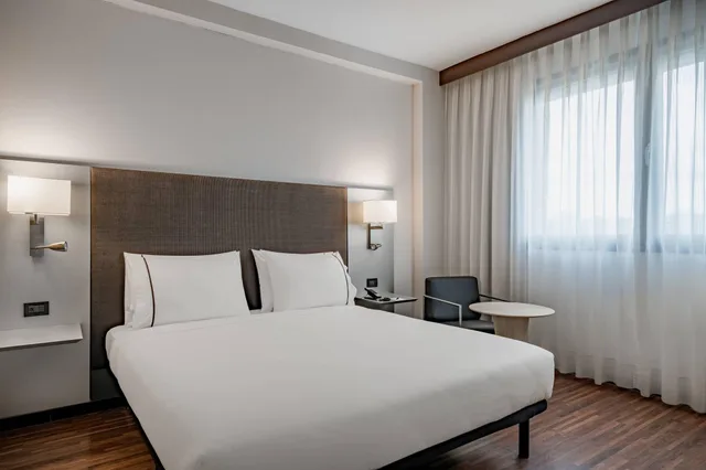 غرفة بسرير كينج، AC Hotel Bologna by Marriott 2/8