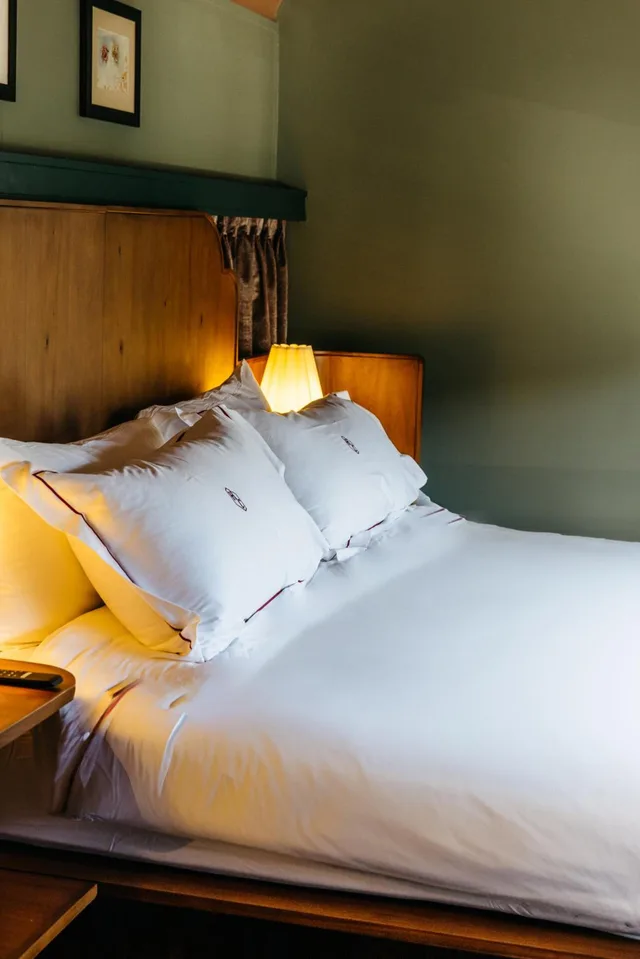 Suite, The Hotel Chalet At The Choo Choo 1/3