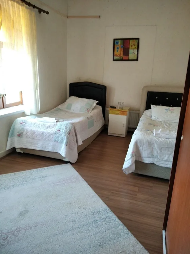غرفة قياسية بسريرين منفصلين، Hotel Ilhan 2/2