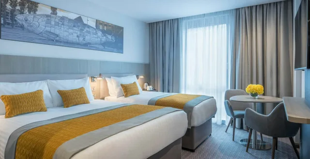 Deluxe, Single, Double Bed, The Samuel Hotel 1/6