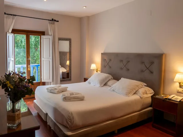 Castle, Double Bed, Mountain View، Don Juan de Austria 2/9