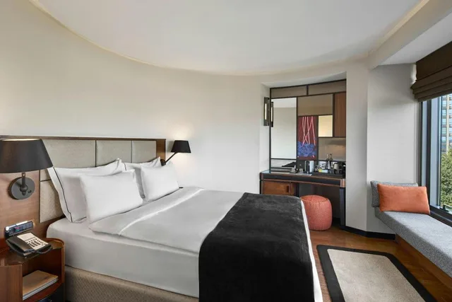 Bosphorus, Guest Room, Deluxe, Double Bed, Sea View, Corner، Gezi Hotel Bosphorus, Istanbul, a Member of Design Hotels - Special Class 1/2