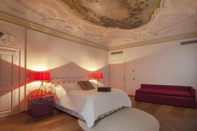 جناح جونيور بسرير كينج بإطلالة على القناة بشرفة، Hotel Corte di Gabriela 1/5