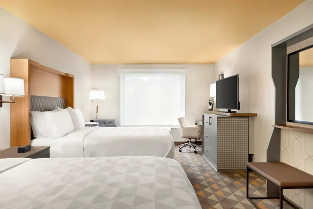 Room, Double Bed, Accessible, Holiday Inn Houston Intercontinental Airport 2/3
