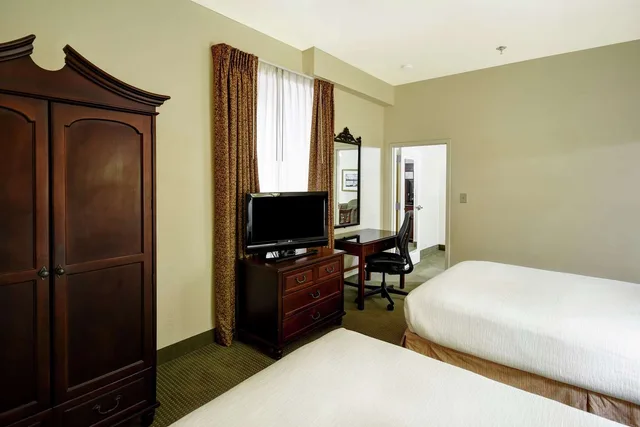 جناح بسريرين مزدوجين، Embassy Suites Charleston Historic Charleston 1/4