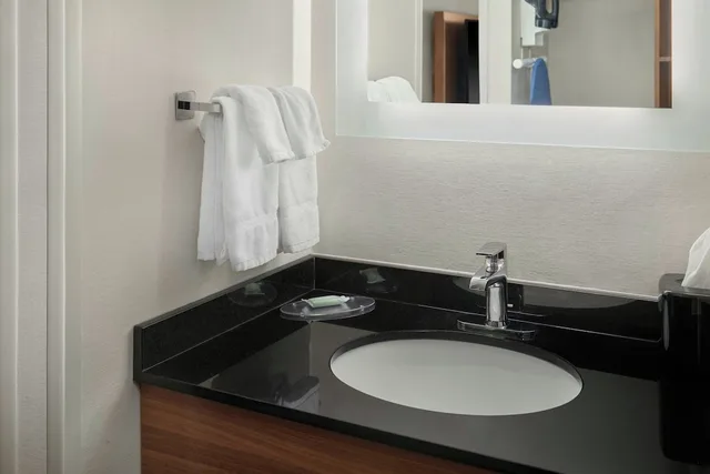 غرفة بسريرين كوين، Fairfield Inn Suites By Marriott Detroit Farmington Hills 8/10