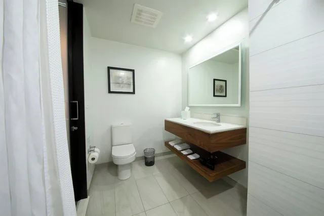 غرفة ديلوكس بسرير مزدوج، Four Points by Sheraton San Jose Sabana 10/10