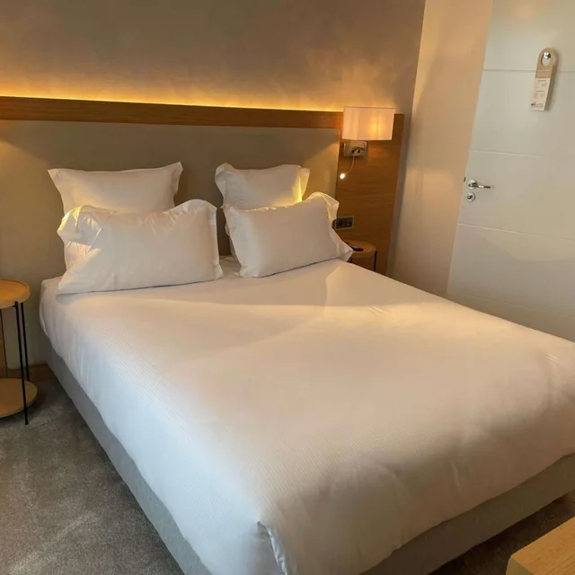 شقة بشرفة، Brit Hotel Paris Orly 3/10
