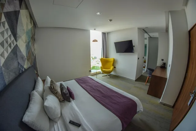 غرفة جونيور بسرير كينج، Hotel Belo Grand Morelia 1/6