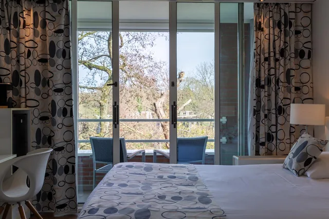غرفة بسرير مزدوج بإطلالة على البحيرة، Hotel Mitland 6/10