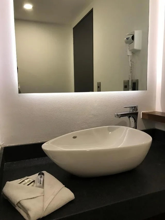 غرفة، Hotel MX aeropuerto CDMX, Trademark Collection by Wyndham 5/5