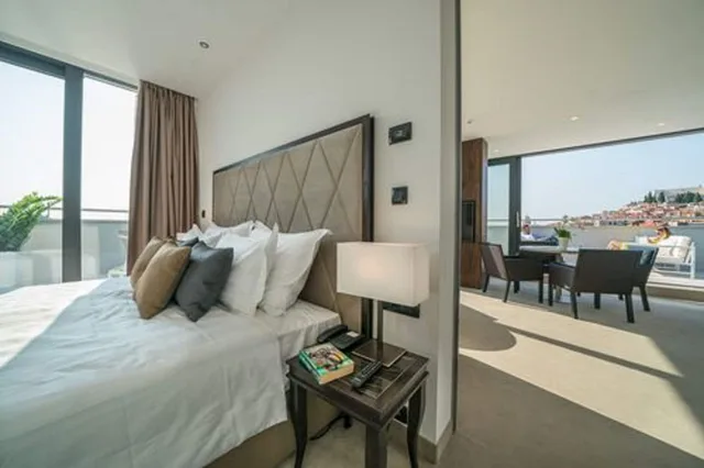 جناح رئاسي بإطلالة على البحر بغرفتي نوم، Hotel Bellevue-Superior City Hotel 2/2