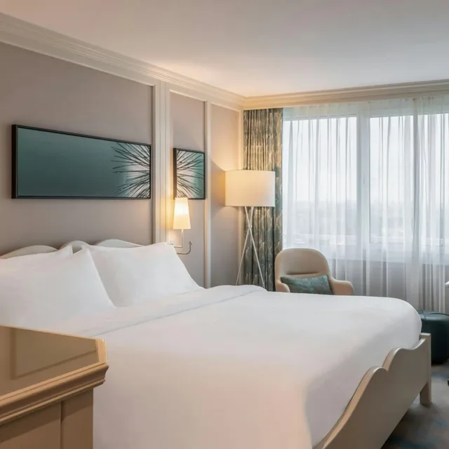جناح جونيور مع دخول صالة النادي، The Westin Grand Munich 7/10