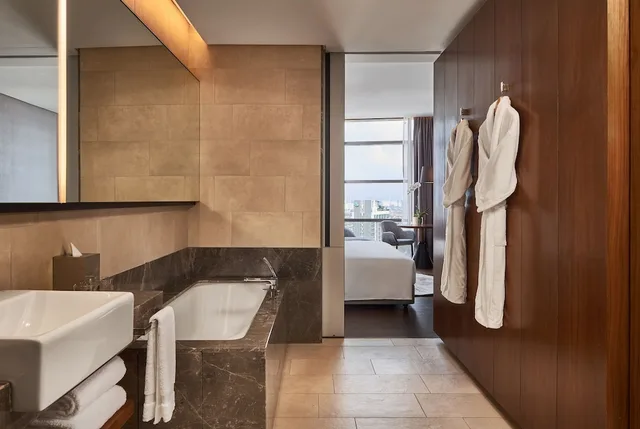غرفة كلوب تنفيذية بسريرين منفصلين، Le Meridien Petaling Jaya (ex New World Petaling Jaya) 5/8