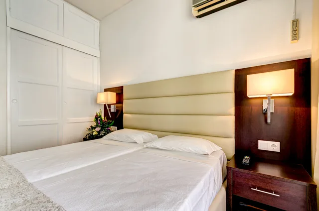 Standard, Triple, Hotel LX Rossio 3/3