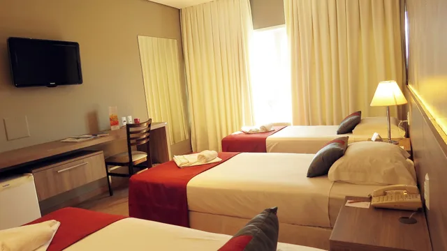 غرفة بريميير ثلاثية بثلاثة أسرّة، Hotel Continental Inn 7/10