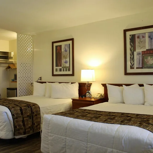 غرفة بسريرين كوين، Big Pines Mountain House 4/10