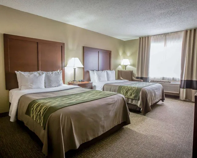 غرفة بسريرين كوين، Comfort Inn Morris I-80 1/3