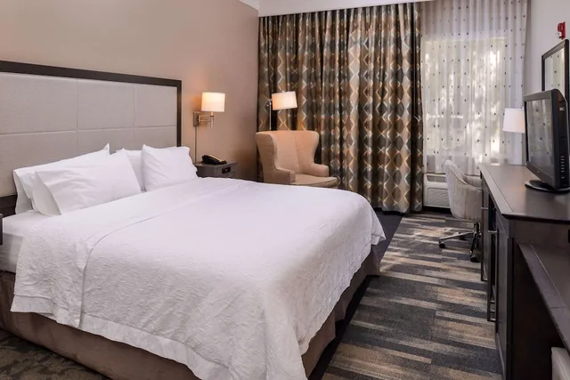 غرفة قياسية بسرير كينج لذوي الإعاقة، Hampton Inn Ft Lauderdale-Plantation 5/10