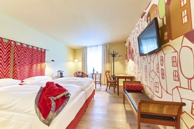 Room, Double Bed, Large, Hotel Schwanen Metzingen 4/10