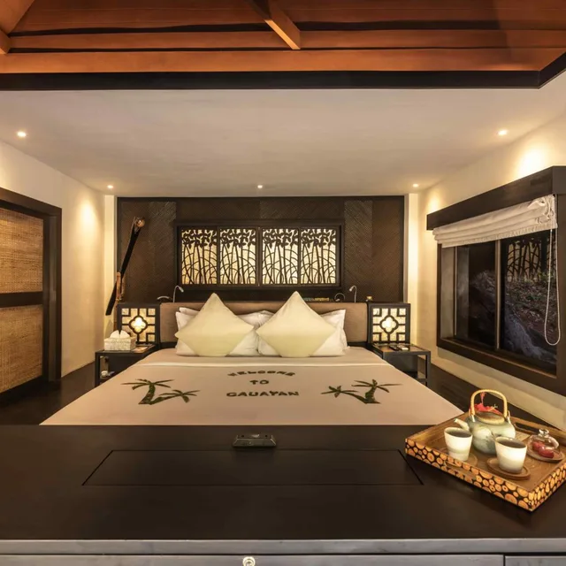 Pool, Sunrise, Villa، Cauayan Boutique Private Island 3/3