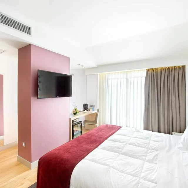 غرفة تنفيذية بسرير كينج، Hotel Sercotel Ciudad de Miranda 5/10