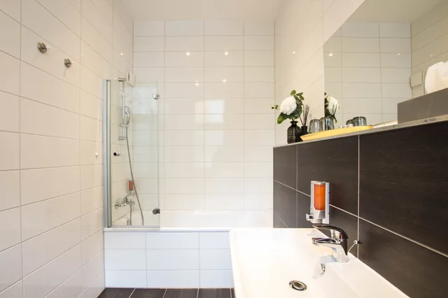 غرفة قياسية بسرير مزدوج، Hotel Delta am Potsdamer Platz 9/10