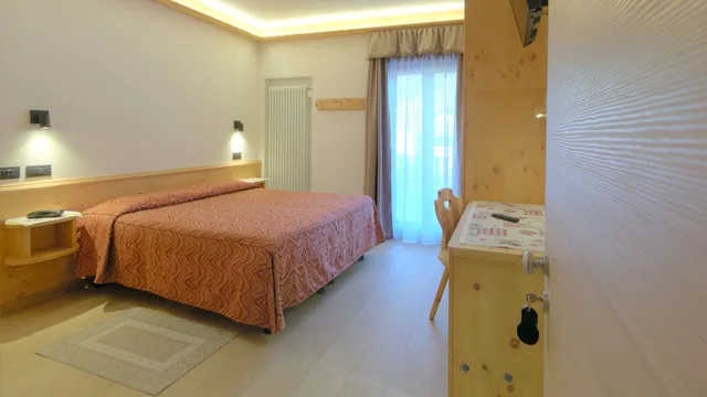 غرفة عائلية بسرير مزدوج وسرير بطابقين، Ristorante Federia Hotel 1/4