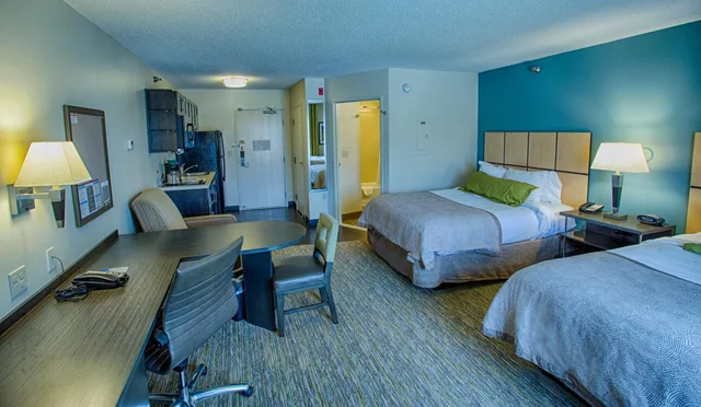 Studio, Suite, Queen Bed, Sofa, Candlewood Suites Fargo N Dakota State University 4/10