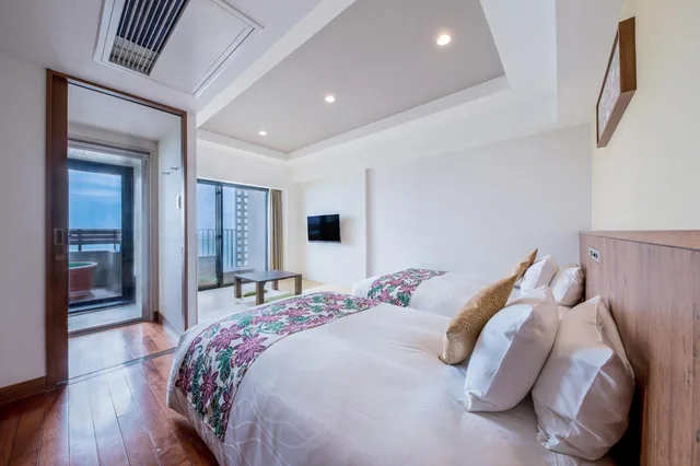 غرفة بسرير فردي بإطلالة على البحر بأرضية تاتامي، Ryukyu Onsen Senagajima Hotel 1/10