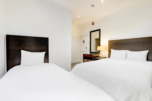 غرفة قياسية ثلاثية، London Shelton Hotel, Finsbury Park 2/6