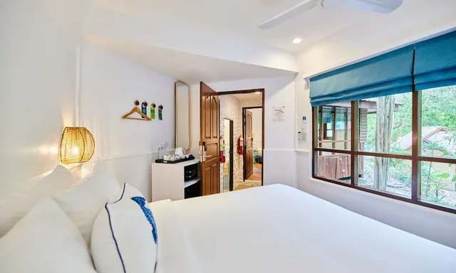 بنغل متصل رباعي بسريرين كينج بغرفتي نوم، Lub d Koh Tao Tanote Bay 5/10