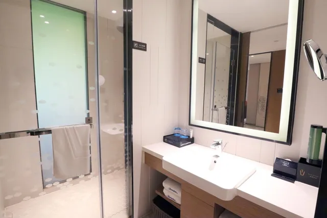 غرفة ديلوكس ثلاثية بسرير فردي، Hampton Inn Guangzhou China 9/9