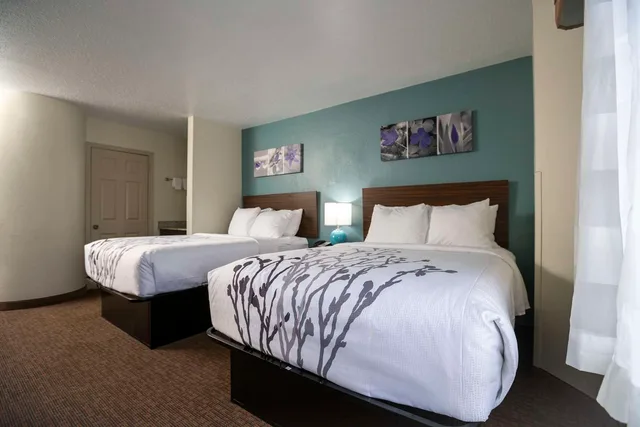غرفة بسريرين مزدوجين، Wingate by Wyndham Myrtle Beach At Outlets 1/2