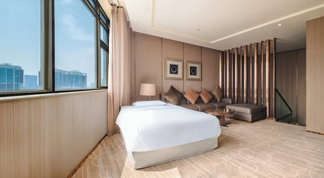 جناح بسرير كينج مع دخول صالة النادي لذوي الإعاقة، CROWNE PLAZA KUNMING CITY CENTRE 2/3