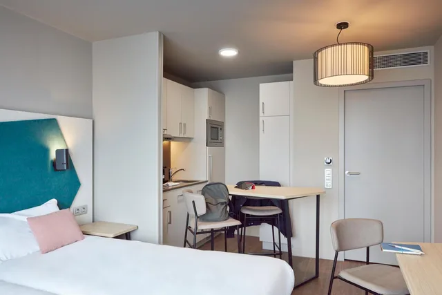 استوديو سوبيريور بشرفة، Aparthotel Adagio Paris Suresnes Longchamp 7/10