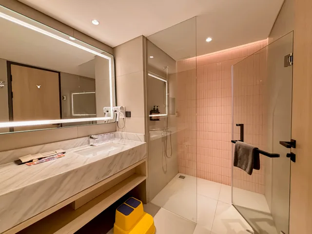 Adventure, Suite، FortunaSuites Malioboro Yogyakarta 3/3